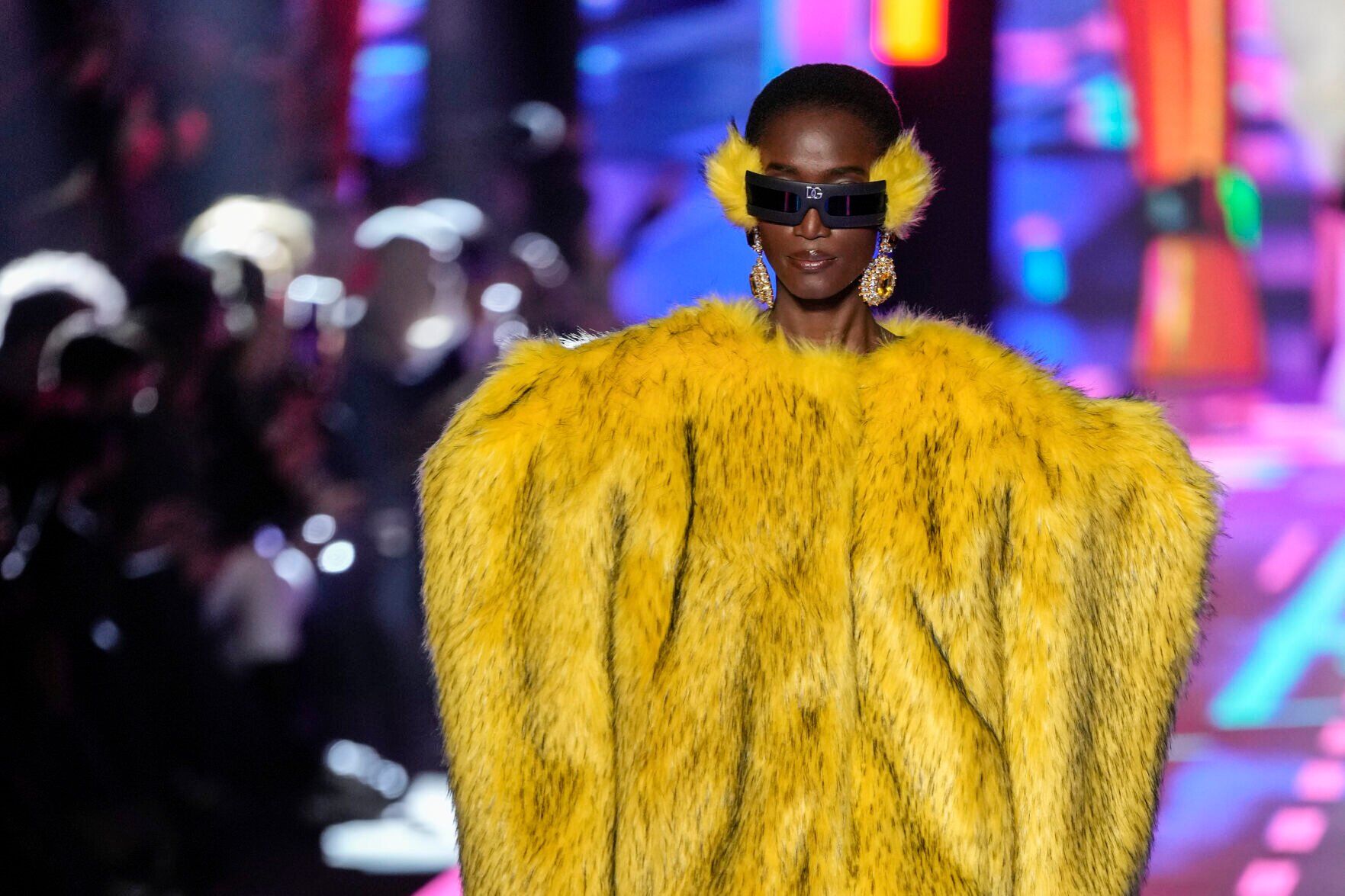 Italy Fashion Dolce & Gabbana F/W 22-23